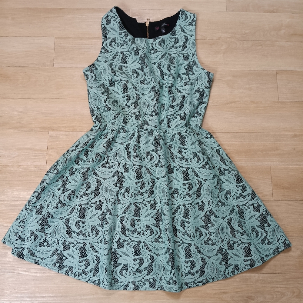 SOLD Heart Soul Sz L Mint Lace Sleeveless Mini Skater Dress - Picture 2 of 6